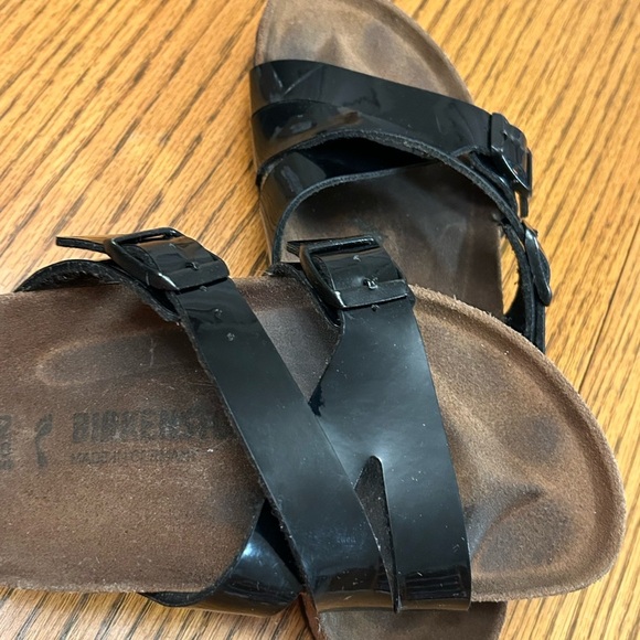 Birkenstock Women's Black Glossy Boho Sandals - Picture 5 of 9